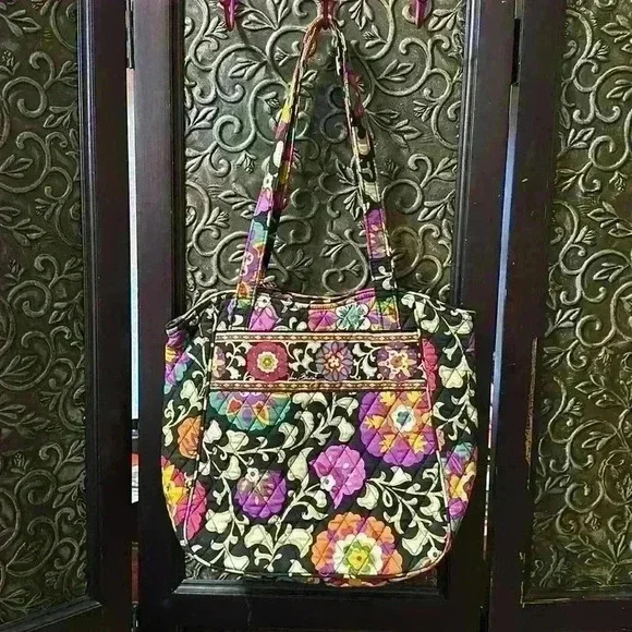Vera Bradley RetiredSuzani pattern shoulder bag - Picture 1 of 11
